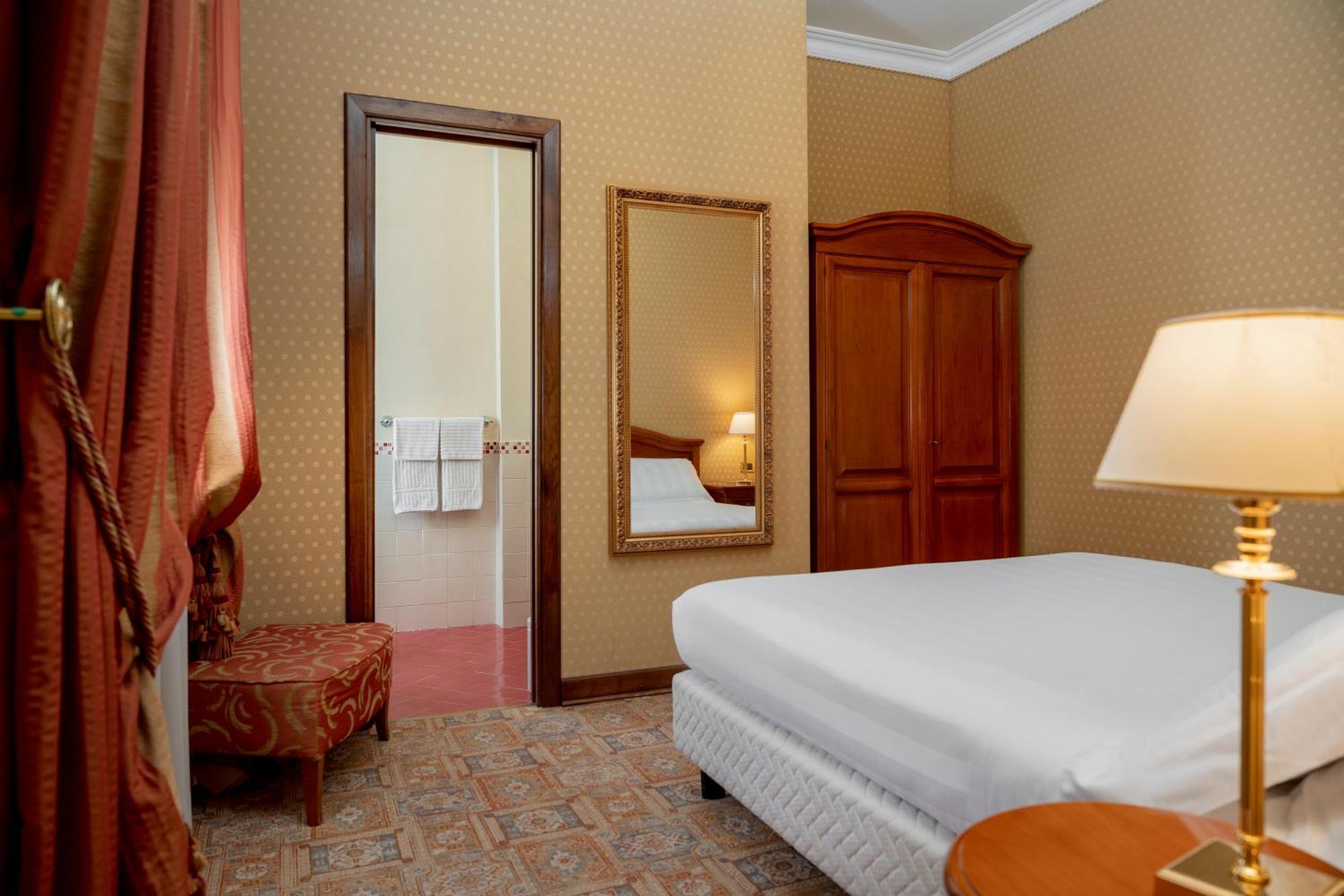 Hotel Oceania Roma Esterno foto